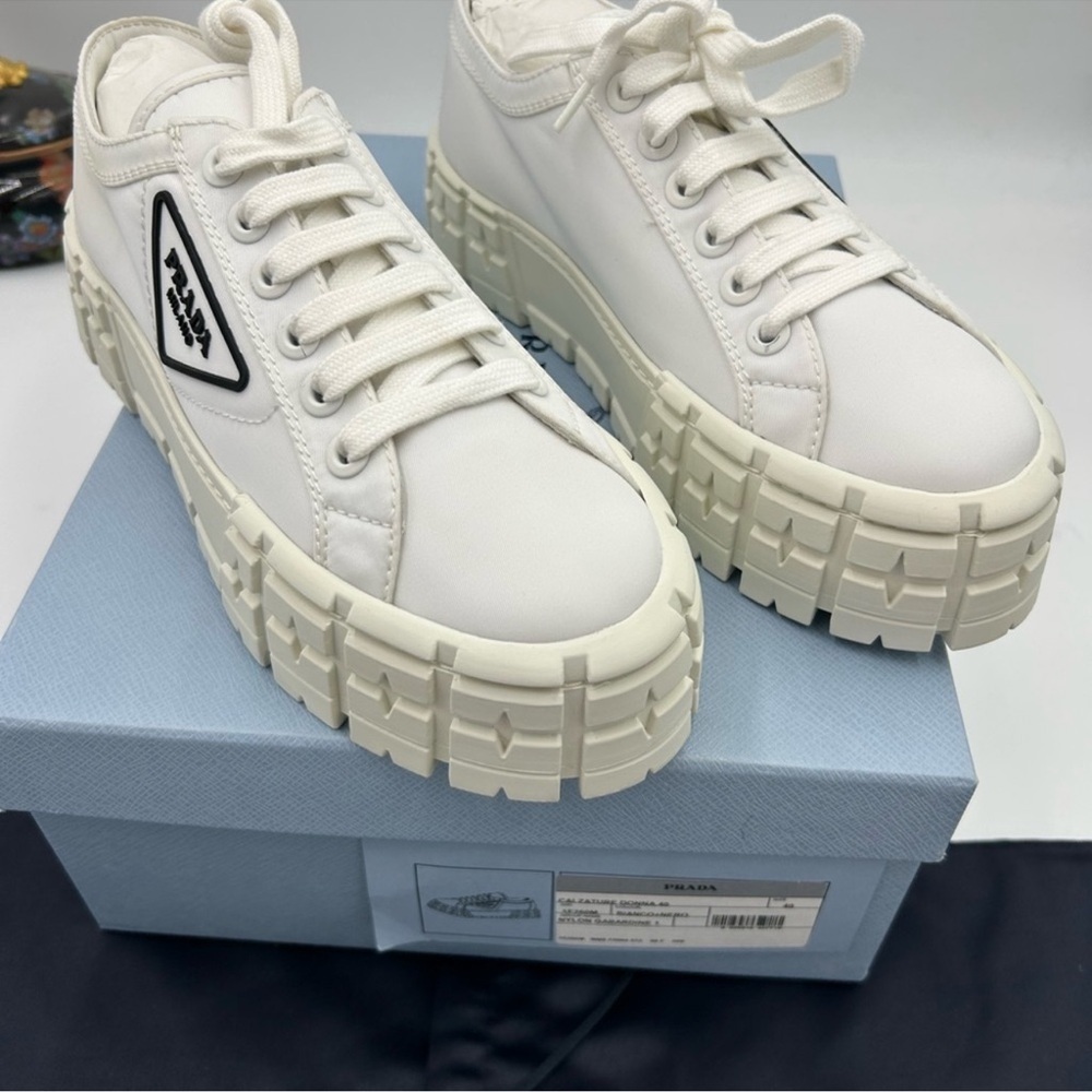 Women’s Prada double wheel chunky low top sneakers size 40 made in Italy - Picture 3 of 11